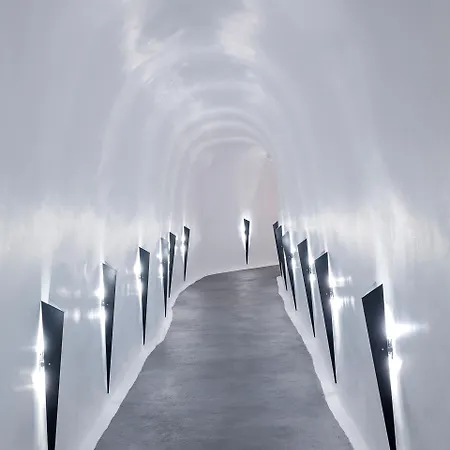 Katikies Santorini - The Leading Of The World Ия